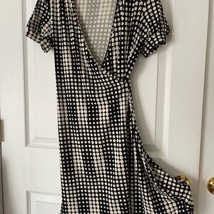 Chic Asymmetrical Black and White Polka Dot Dress